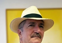 Ex-ministros de Lula, Aldo Rebelo e Mangabeira Unger formalizam apoio a Flávio Bolsonaro
