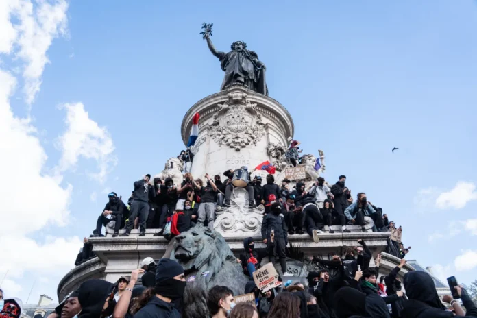 Protestos-Franca-3 (1)
